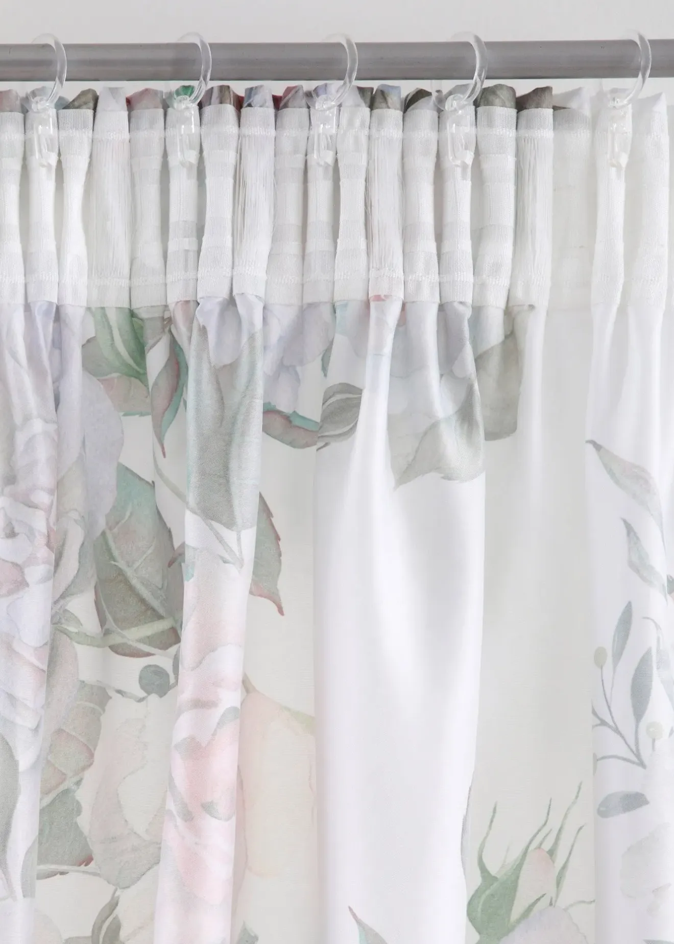 bonprix Salon·Rideaux & Voilages|Rideaux Classiques|Rideau en microfibre à imprimé roses avec polyester recyclé (1 pce)