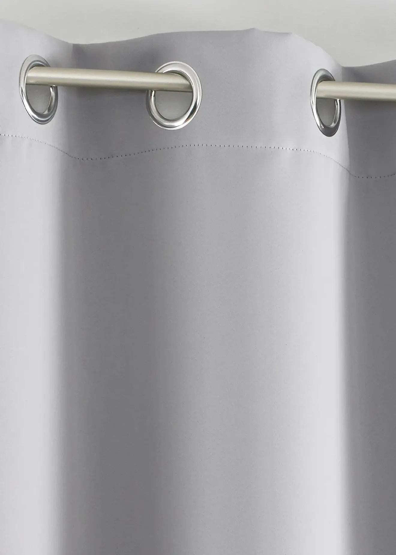 bonprix Chambre À Coucher·Design Occultant|Rideaux Classiques|Rideau obscurcissant (1 pce), nombreuses tailles