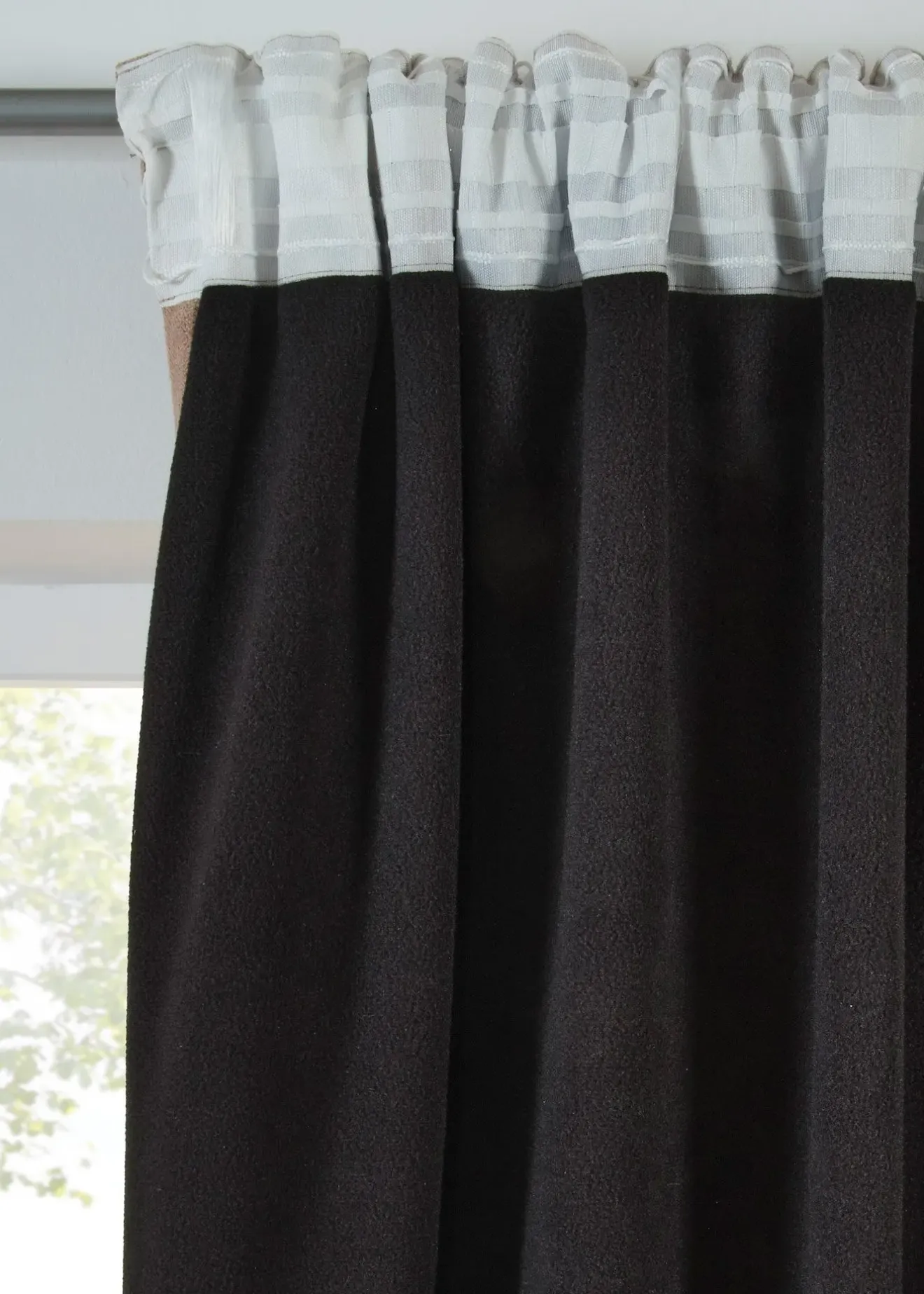 bonprix Rideau thermique avec verso en polaire noire (1 pce)| Rideaux Classiques