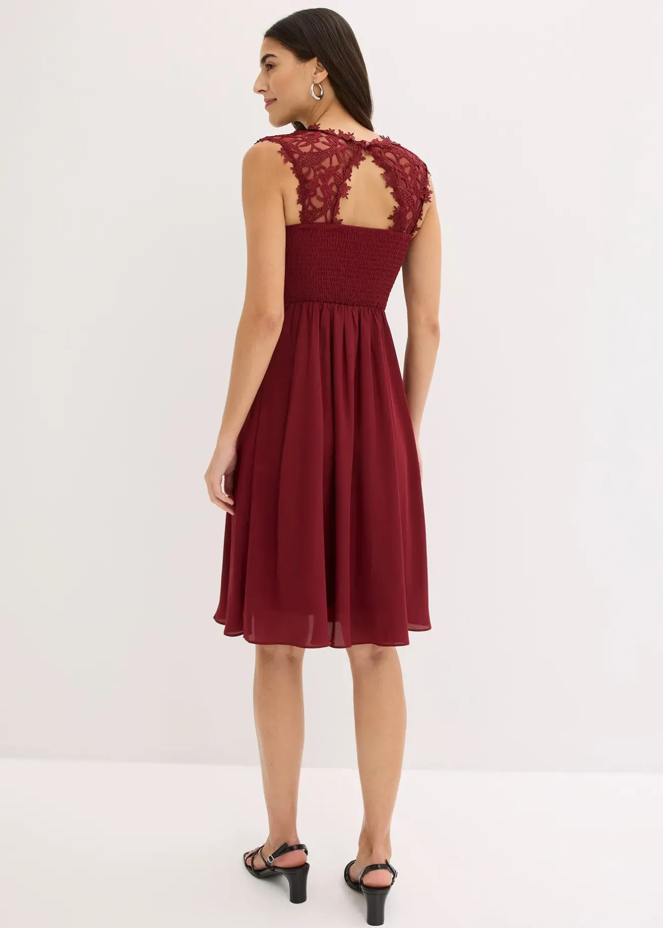 Femme bonprix Mode Festive|Robes|Robe courte à dentelle