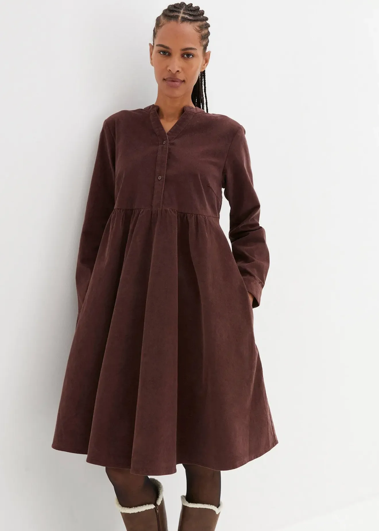 Femme bonprix Robes|Robe en velours de coton côtelé