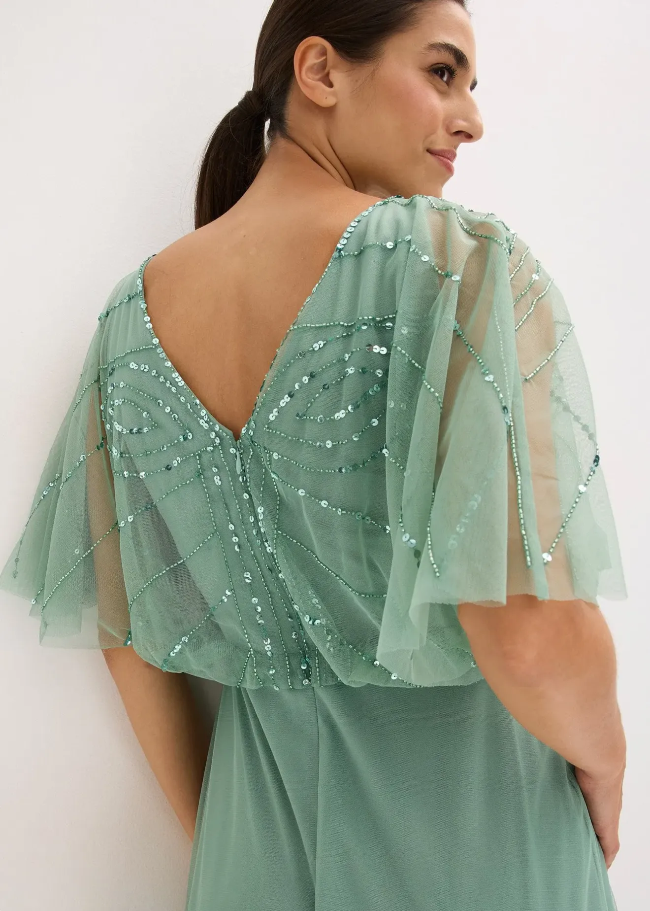 bonprix Robe longue en tulle fin avec sequins brodés|Femme Mode Festive|Robes