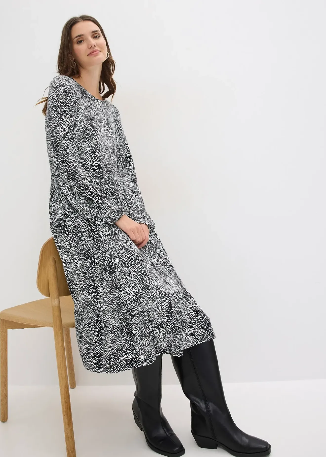 Femme bonprix Robes|Robe midi en jersey viscose extensible