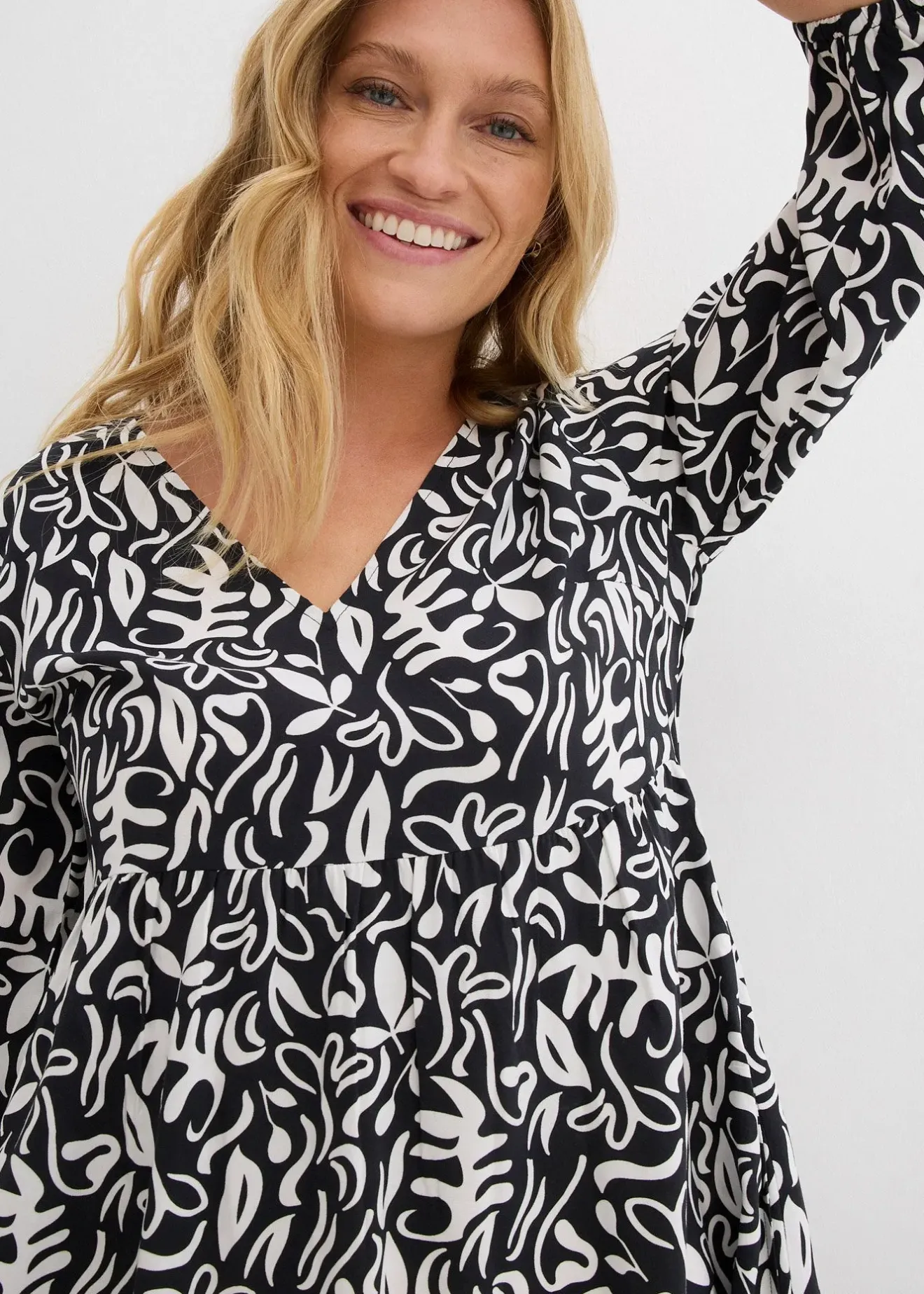 Femme bonprix Robes|Robe midi en viscose fluide