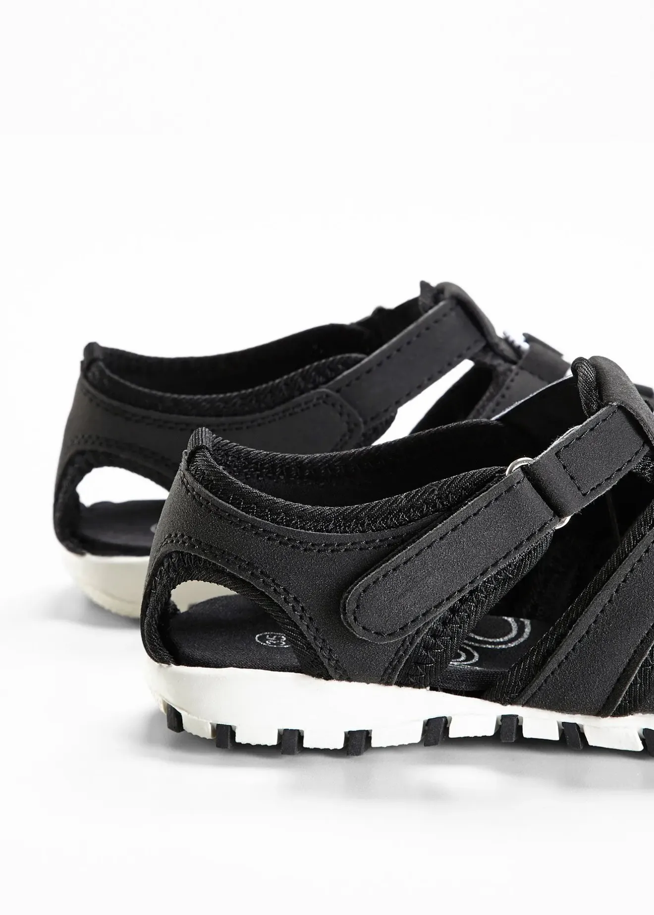 bonprix Sandales de randonnée à semelle crantée|Femme Chaussures Confort|Chaussures D'Été