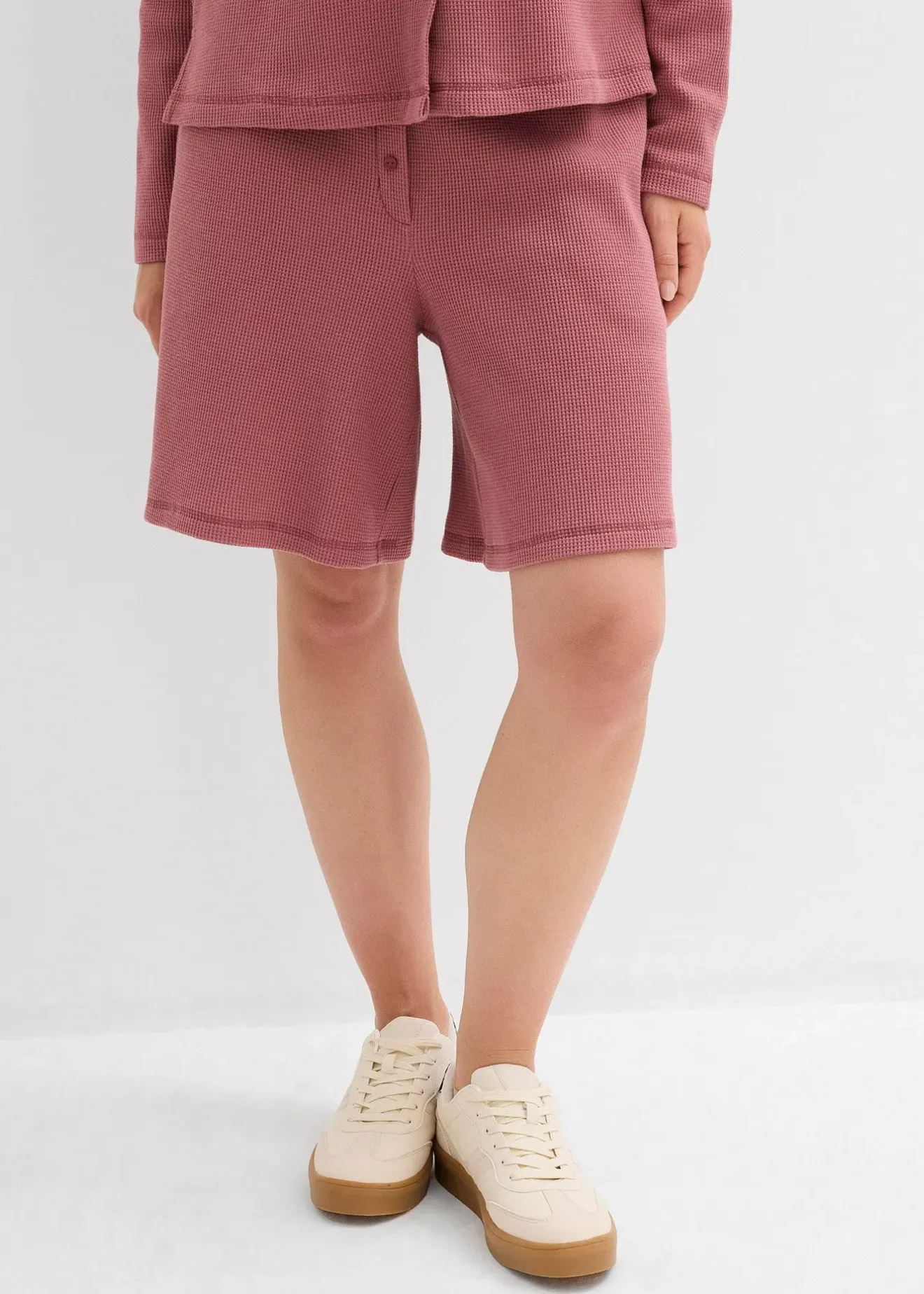 bonprix Short 100% coton avec taille élastiquée|Femme Deux Pièces & Ensembles|Shorts