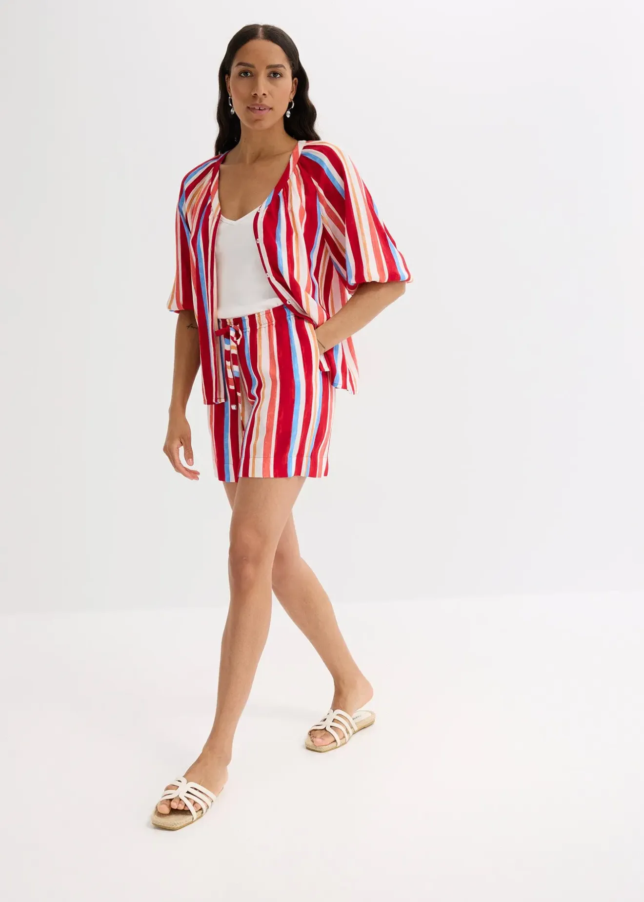 Femme bonprix Shorts|Pantalons|Short à taille élastiquée en viscose