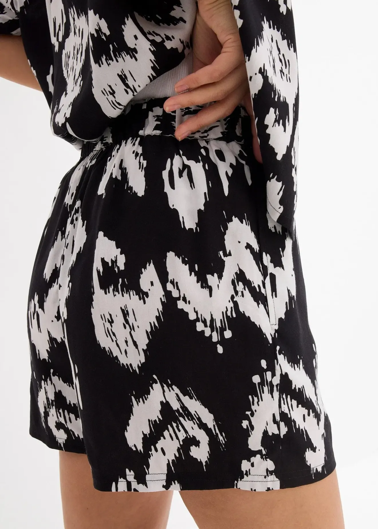 bonprix Short à taille élastiquée en viscose|Femme Shorts|Pantalons