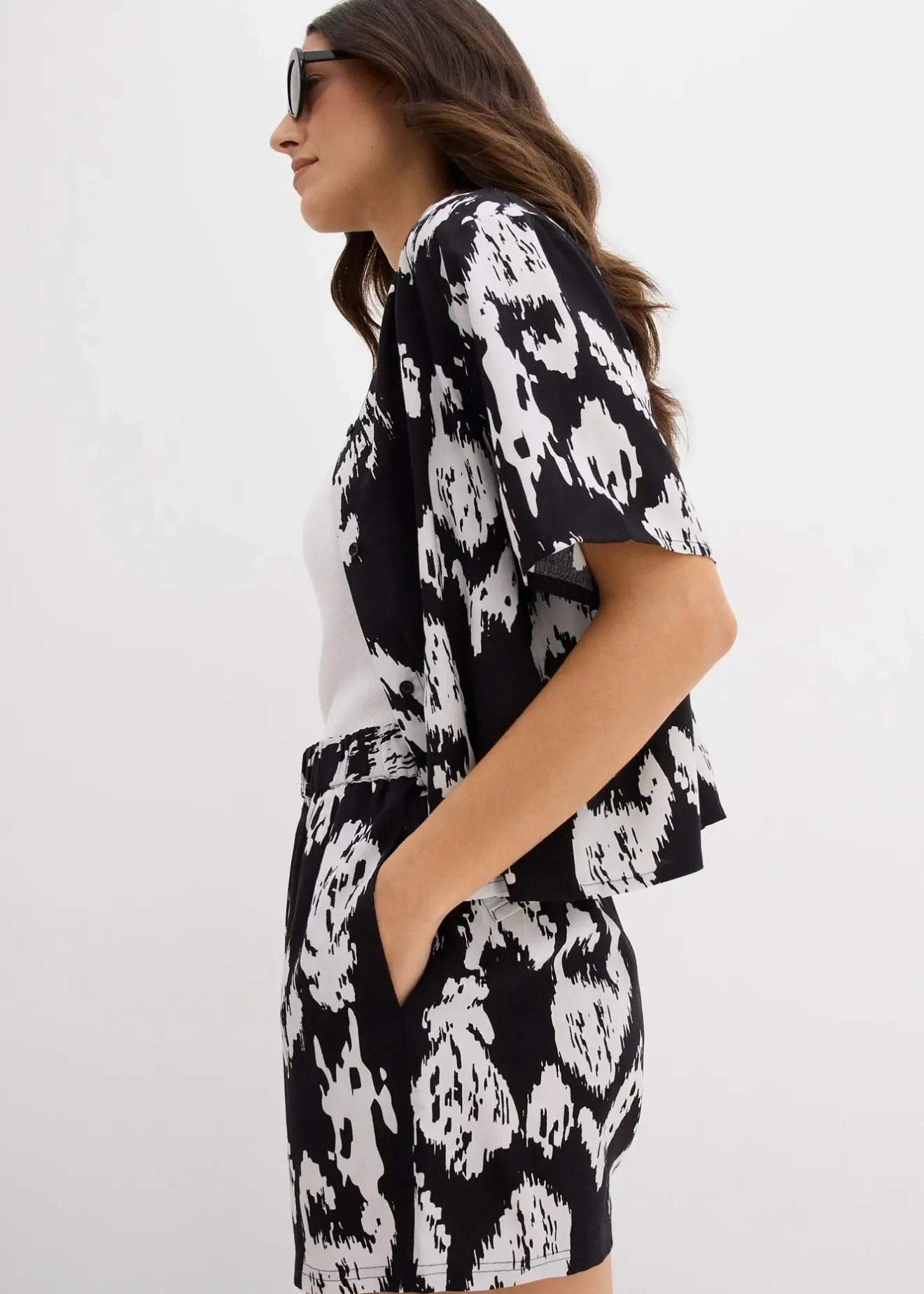 bonprix Short à taille élastiquée en viscose|Femme Shorts|Pantalons