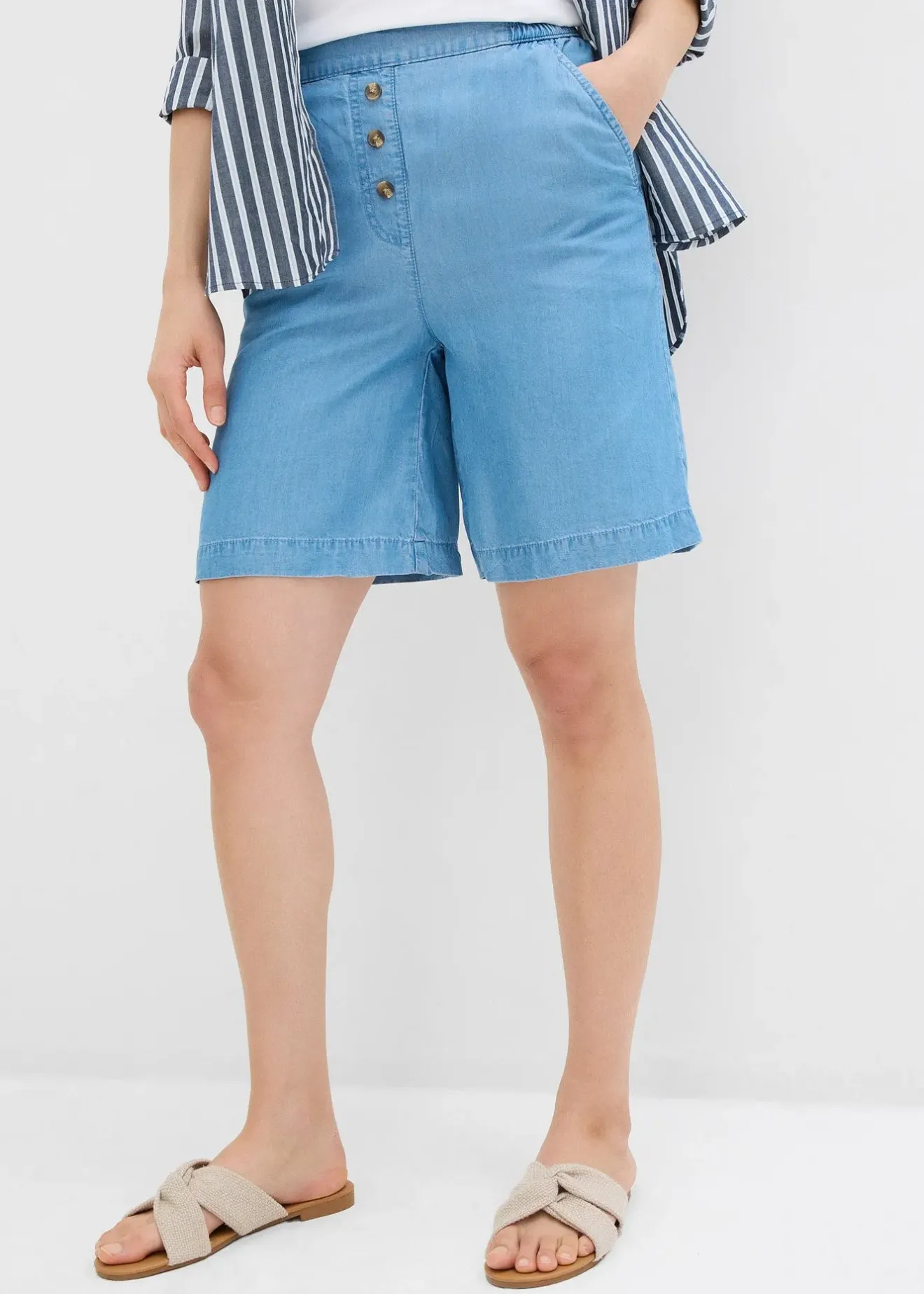 bonprix Short en Lyocell à taille élastiquée|Femme Shorts|Pantalons