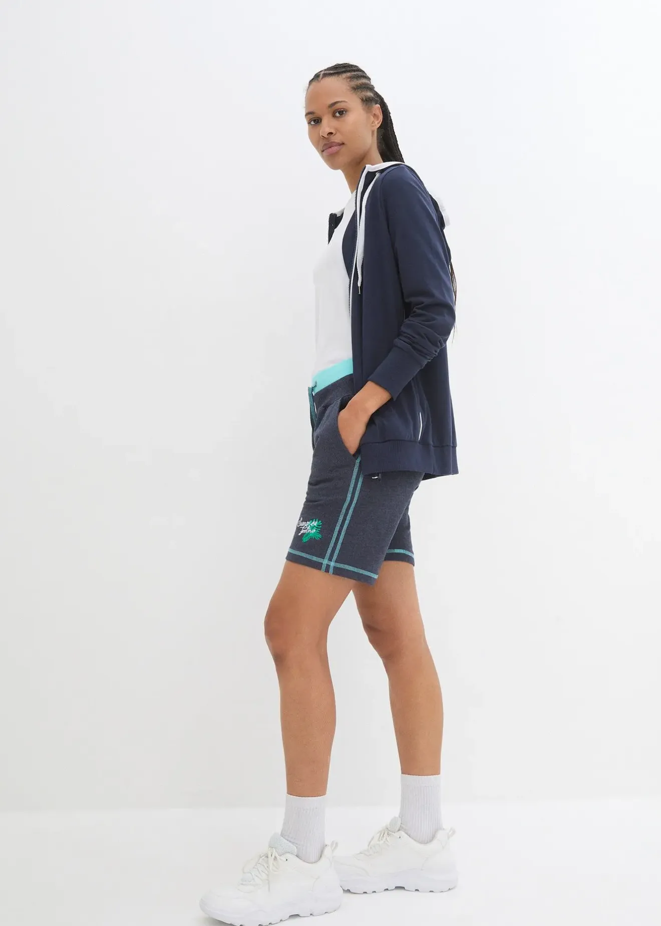 Femme bonprix Vêtements De Plage|Maillots Séparables|Short en molleton de coton mélangé