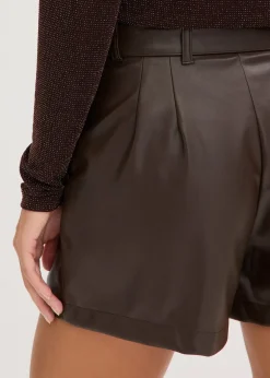 bonprix Short enduit avec ceinture|Femme Shorts|Pantalons