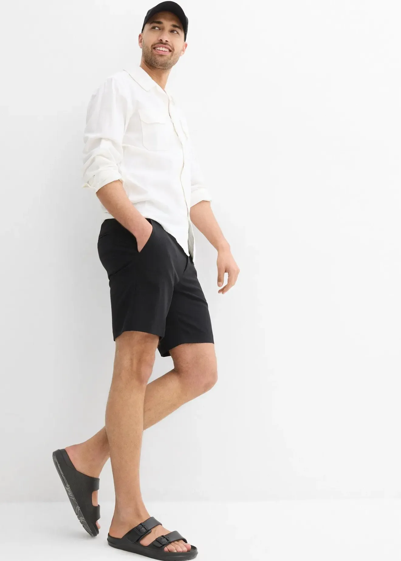 Homme bonprix Shorts|Pantalons|Short élégant, coupe loose