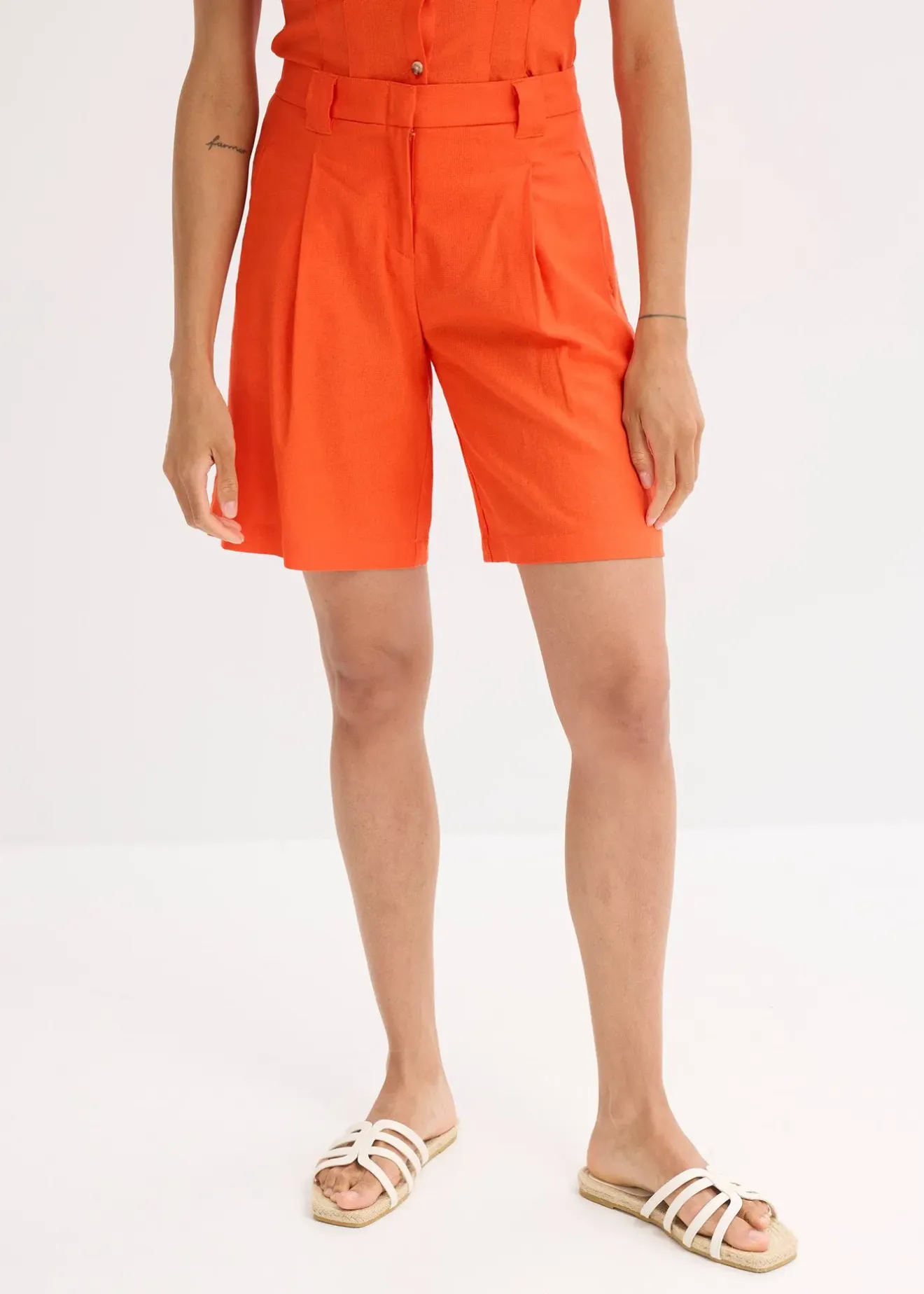 Femme bonprix Shorts|Pantalons|Short léger en lin mélangé