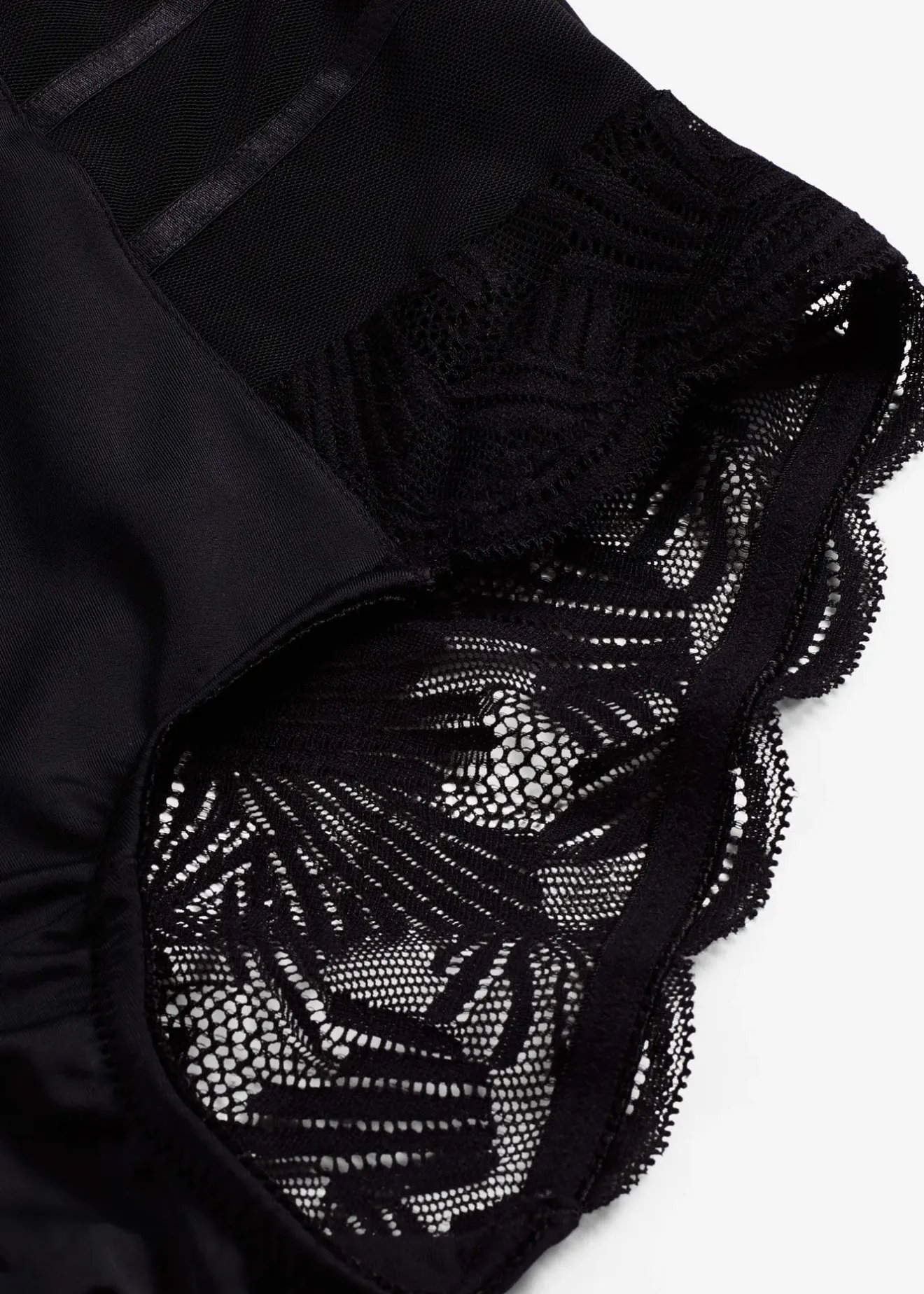 Femme bonprix Lingerie Sculptante|Bas|Slip sculptant avec dentelle, maintien modéré