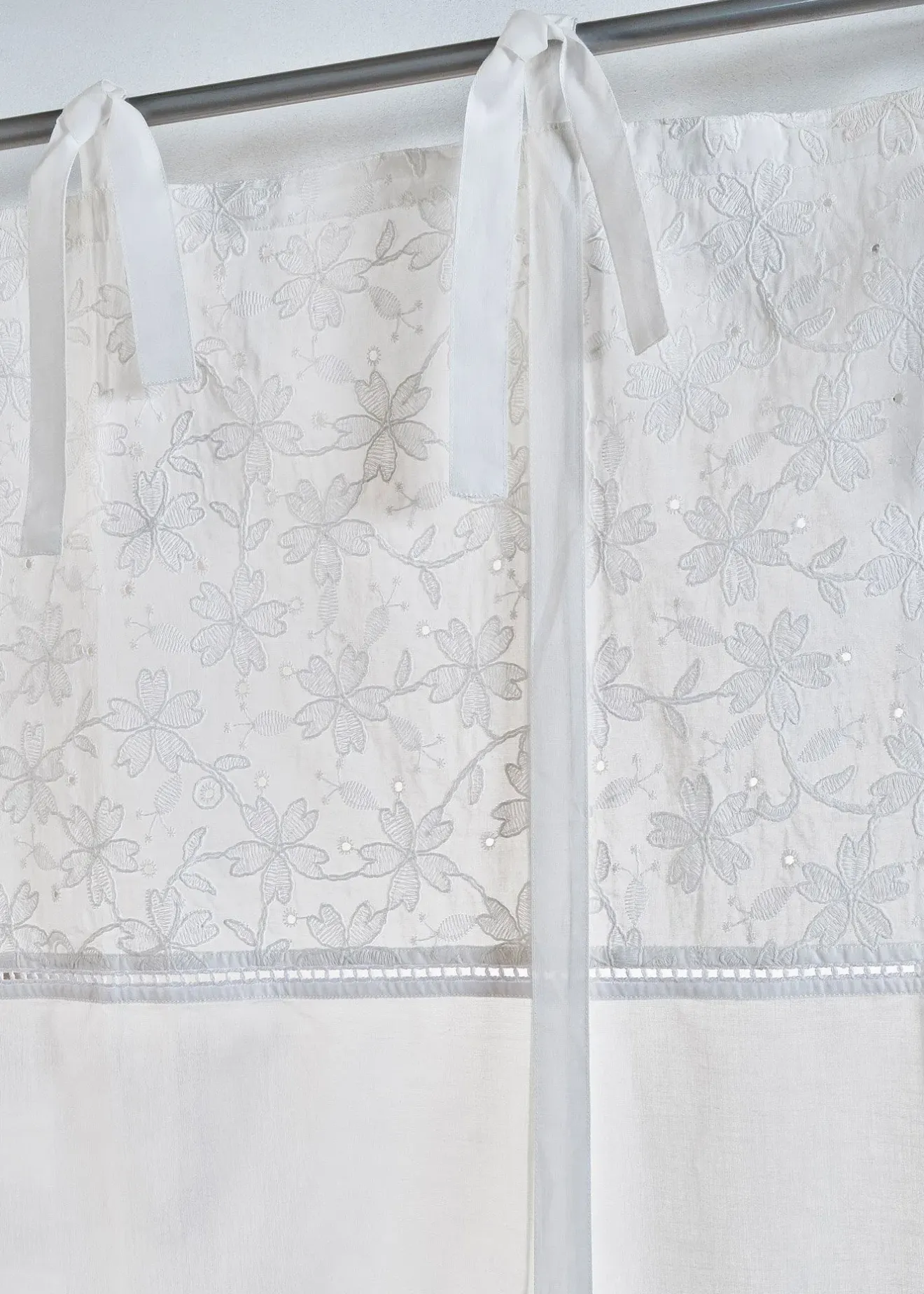 bonprix Stores|Store à nouettes avec broderie