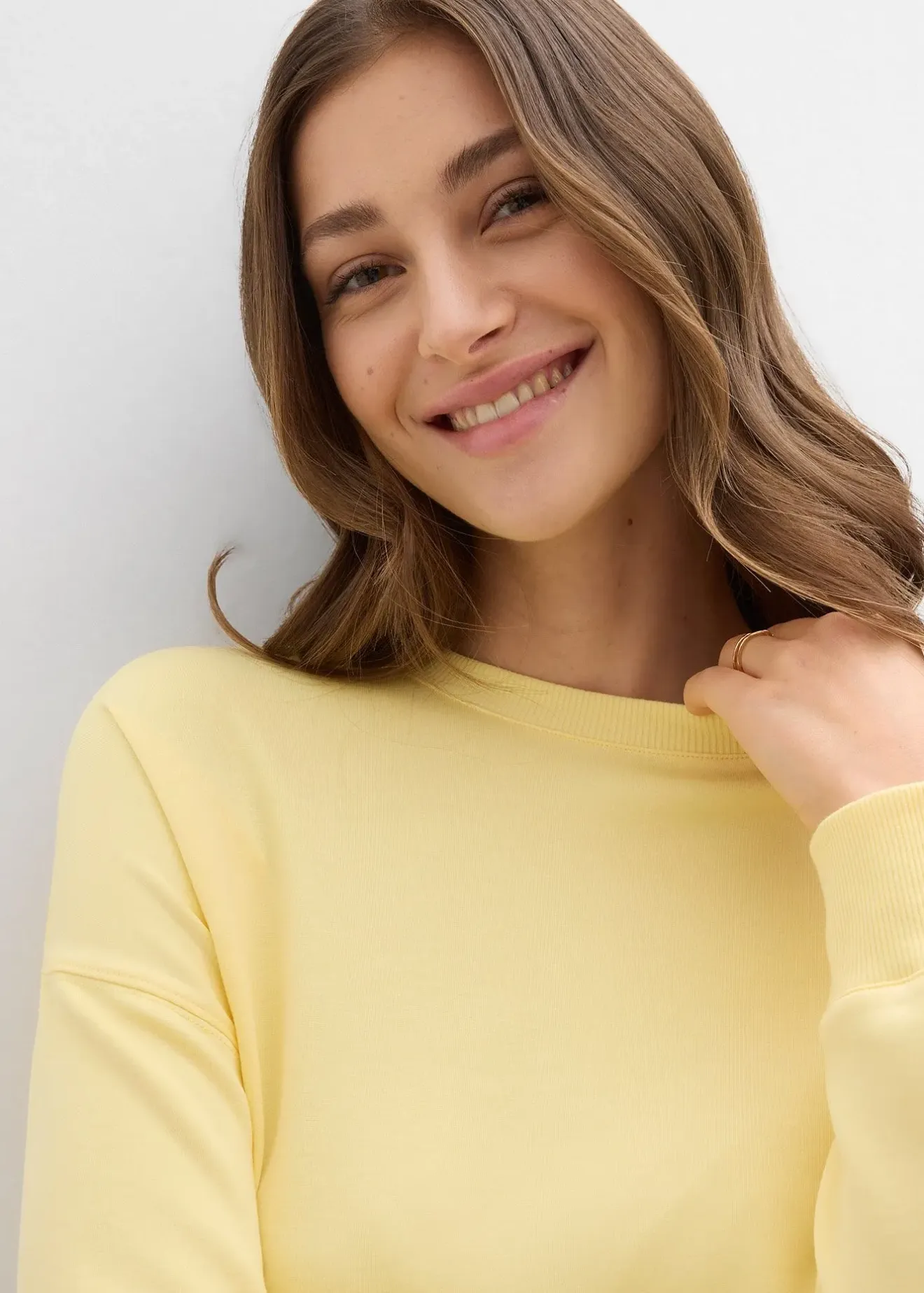 bonprix Sweat cintré en matière néoprène|Femme Sweats