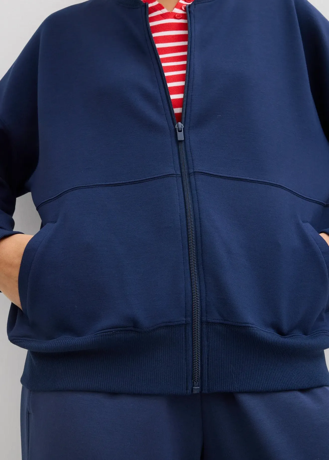 Femme bonprix Sweats|Sweat zippé oversize en matière néoprène