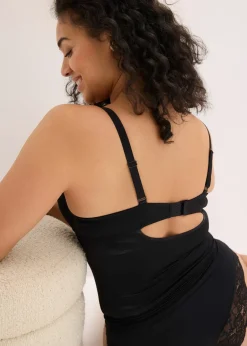 bonprix Top soutien-gorge sculptant à coques et dentelle, maintien modéré|Femme Bodies|Lingerie Sculptante