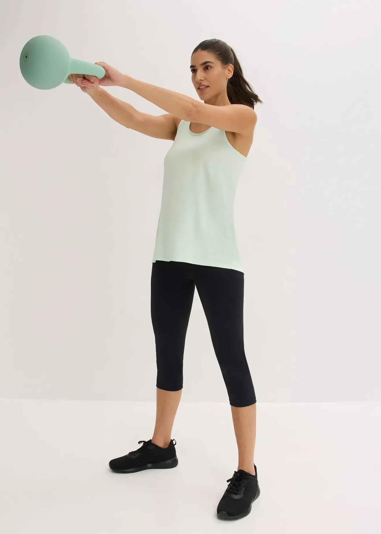 bonprix Top sportif effet texturé|Femme Vêtements De Sport|T-Shirts & Tops