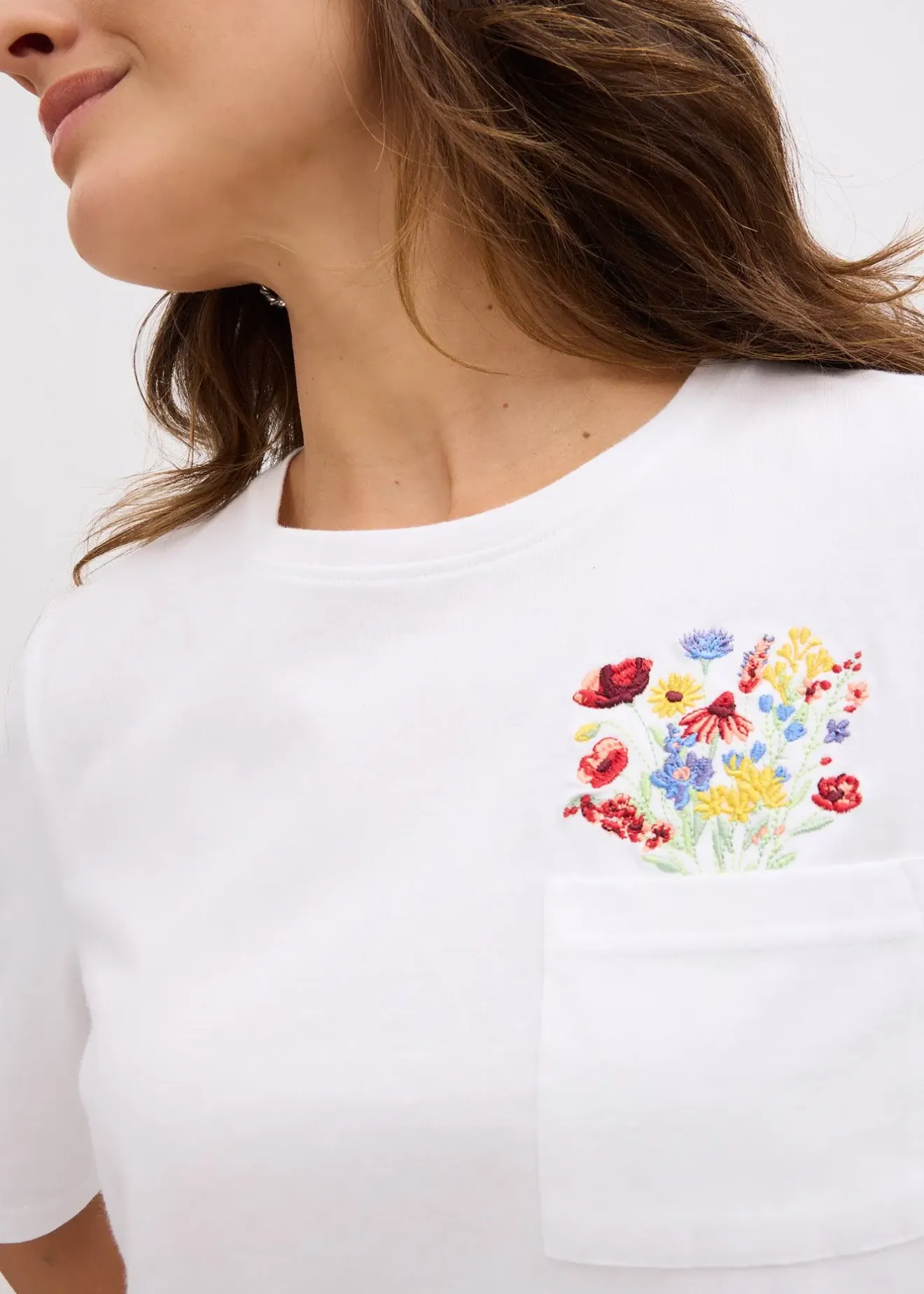 Femme bonprix T-Shirts & Tops|T-shirt 100% coton avec broderie