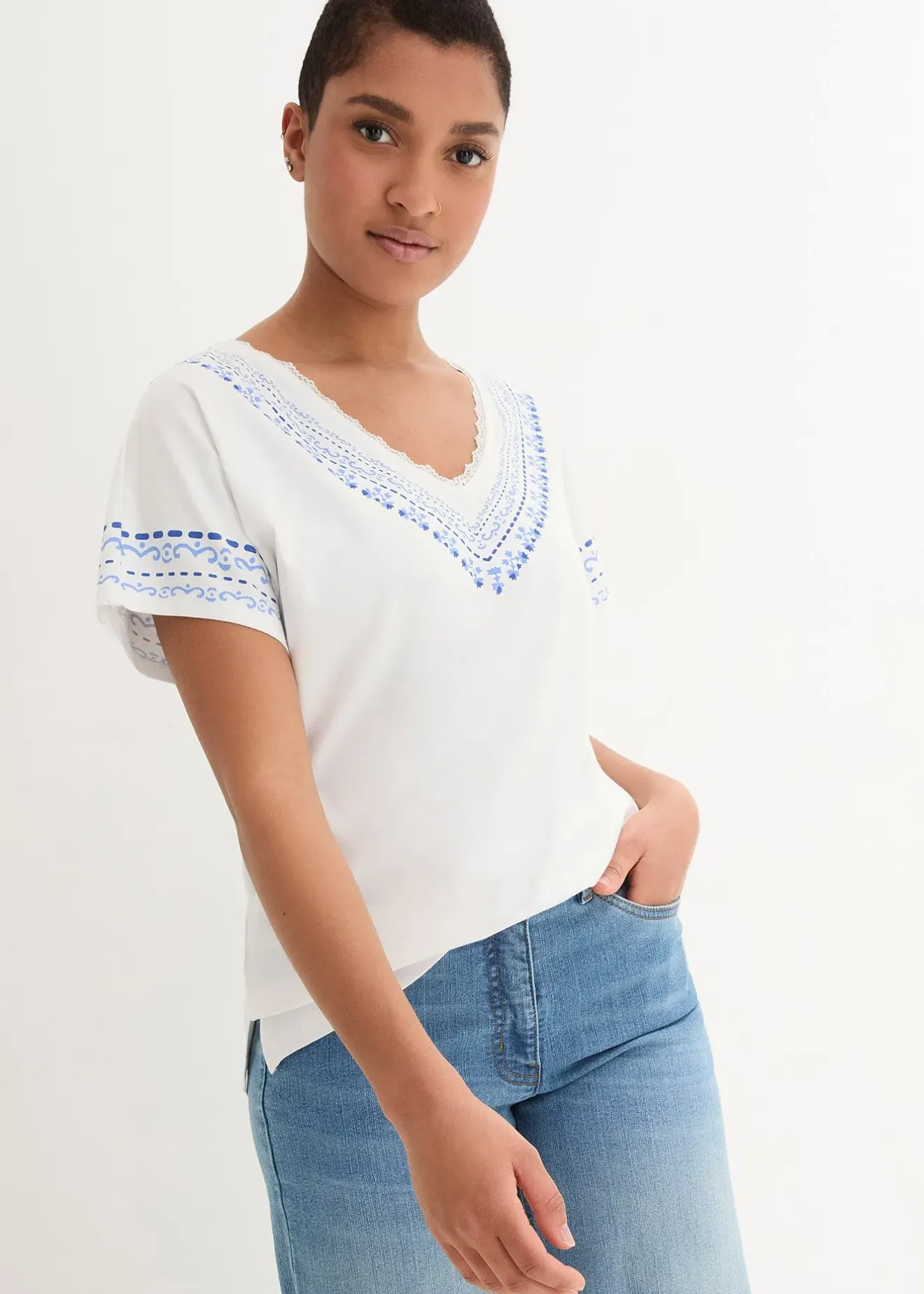bonprix T-shirt coton ample avec imprimé brodé|Femme T-Shirts & Tops