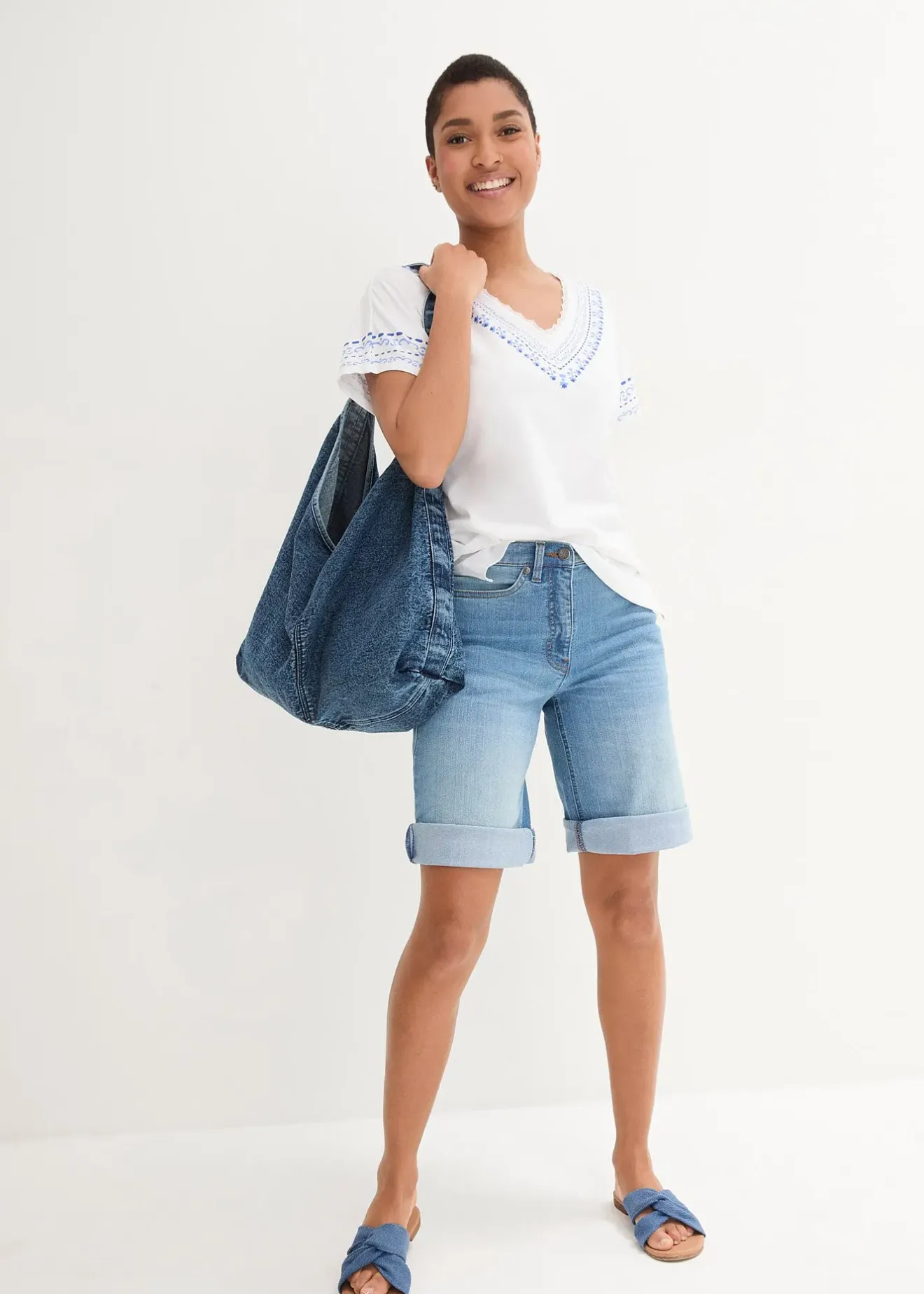 bonprix T-shirt coton ample avec imprimé brodé|Femme T-Shirts & Tops