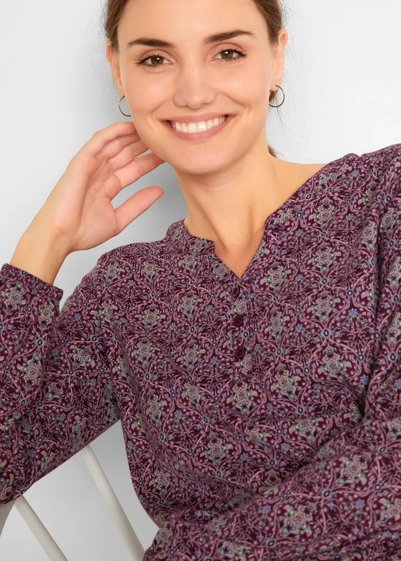 bonprix T-shirt manches longues imprimé avec col Henley|Femme T-Shirts & Tops