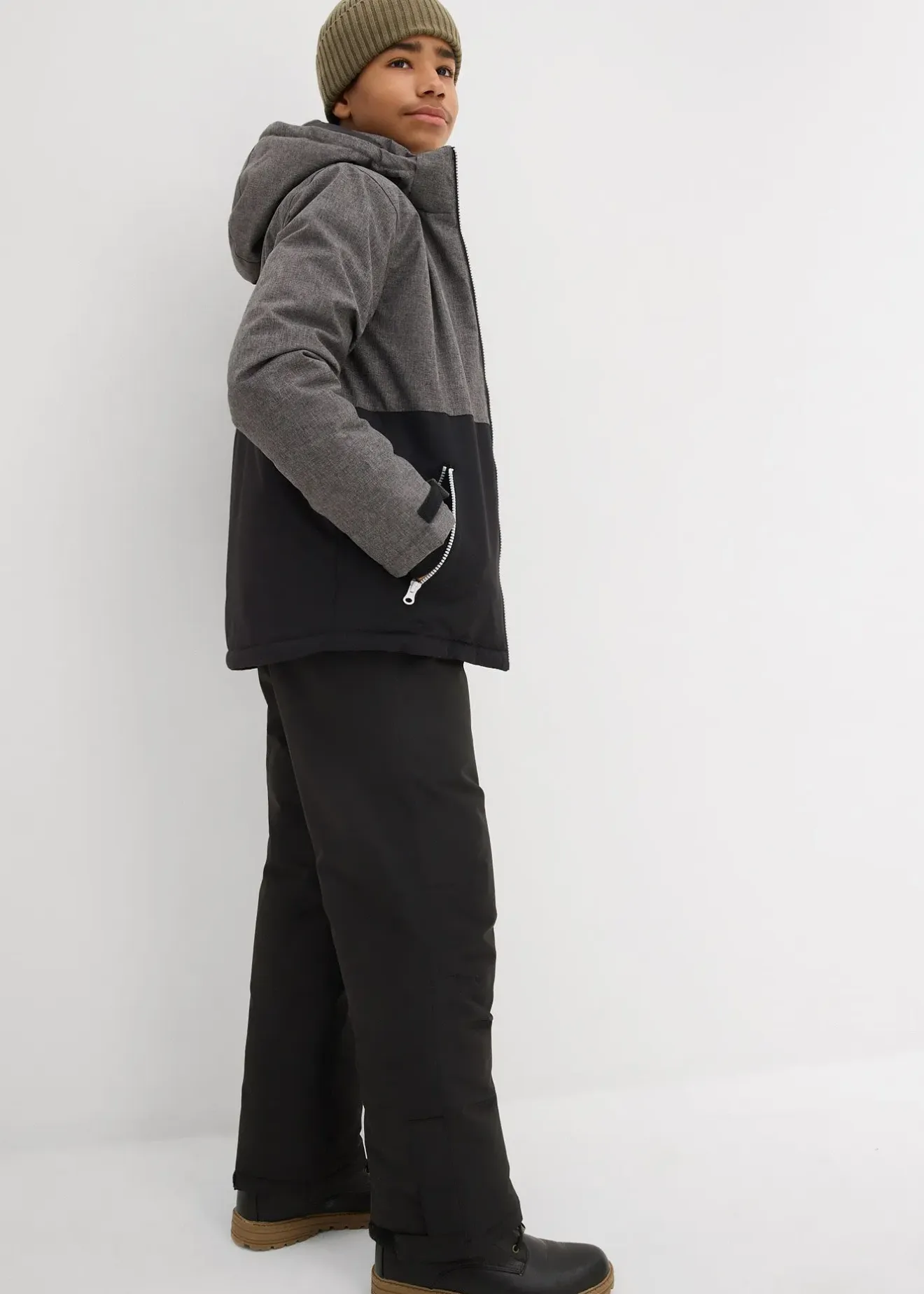 bonprix Veste d’hiver rembourrée à capuche, style color block|Enfant Vêtements Enfant|Garçons 9-16 Ans·Vestes Outdoor