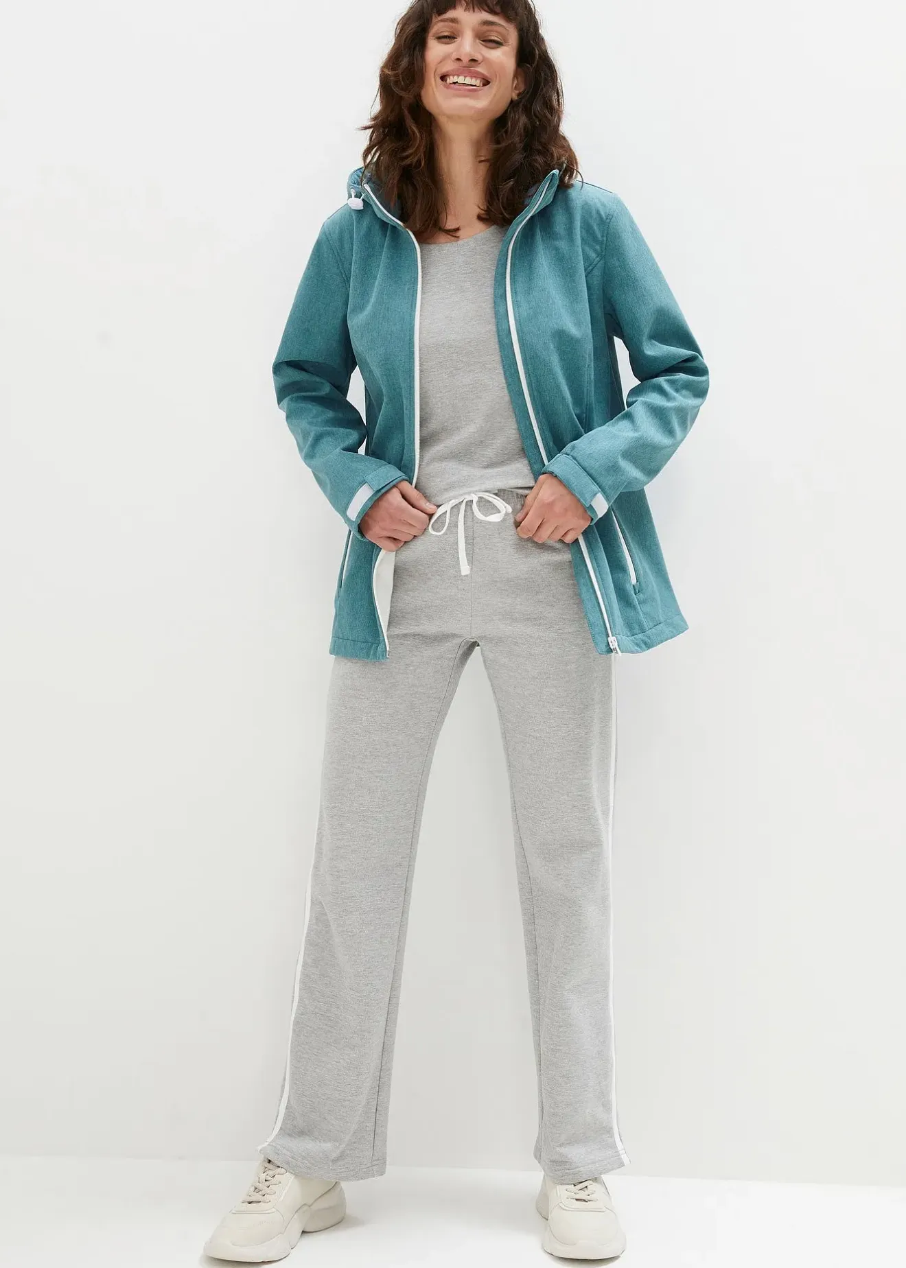 bonprix Veste en softshell déperlant|Femme Vêtements De Plein Air|Vêtements De Sport